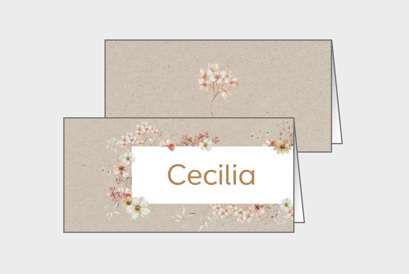 Elegant invitation med blomstermotiv og navnet Nicoline.