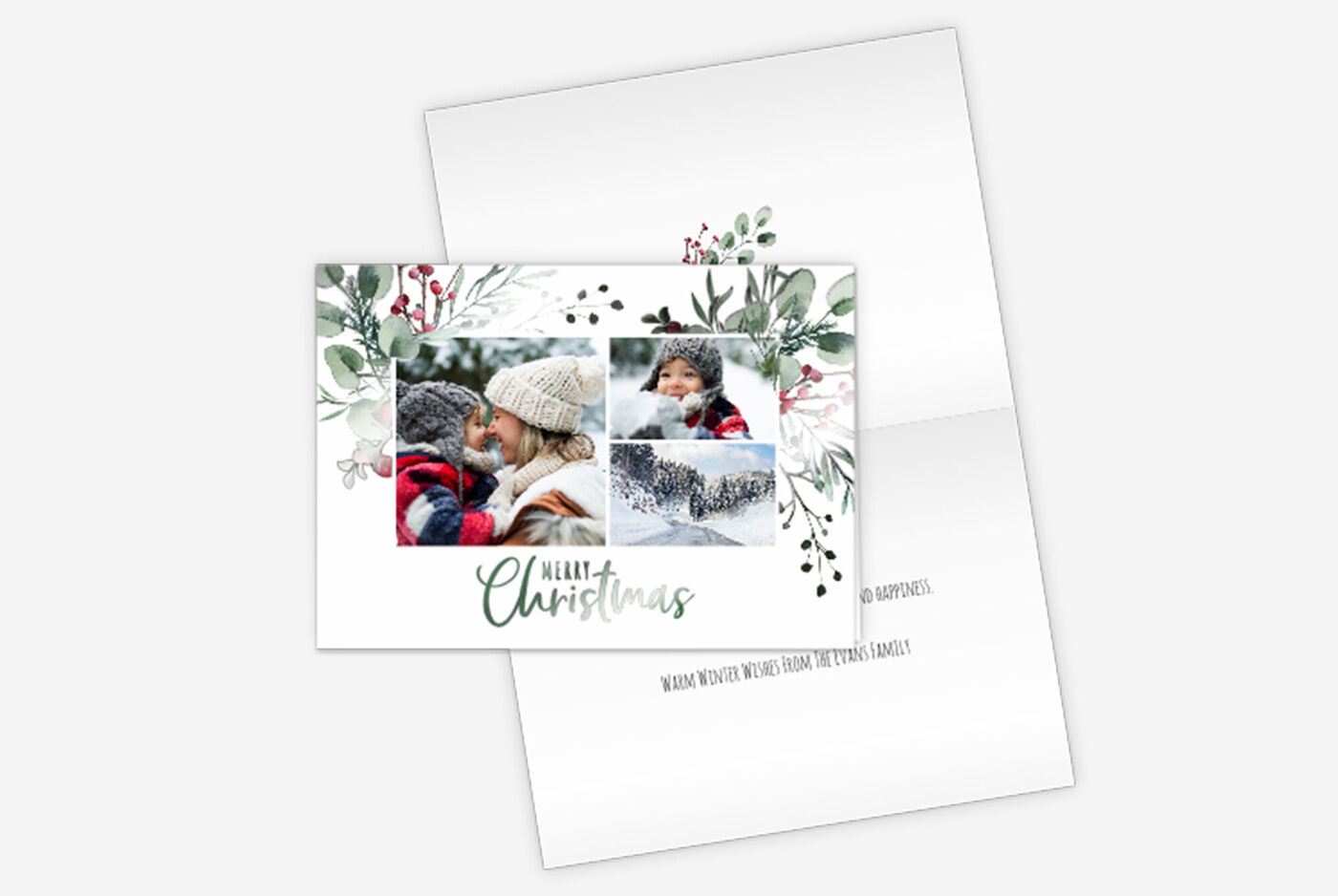 Et festligt kort med julemotiver og billeder af et par i en vinterlig omgivelser.